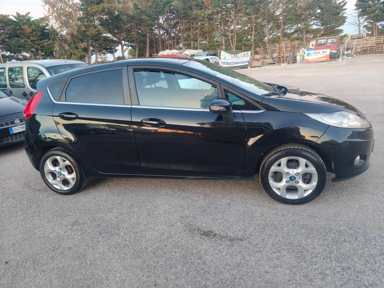 Ford Fiesta 1.2 Titanium 5p GPL