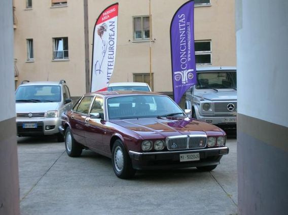 JAGUAR - XJ6 - 3.2 cat