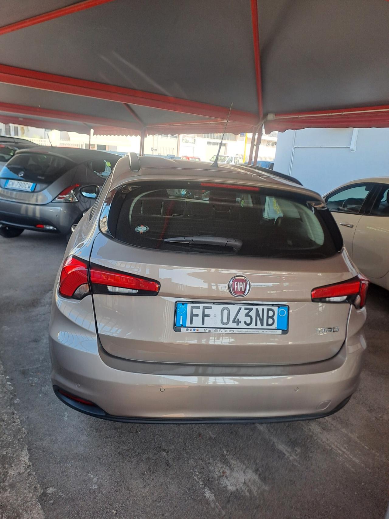 Fiat Tipo 1.4 T-Jet 120CV GPL SW Lounge
