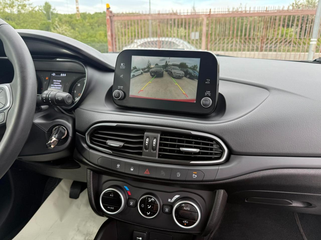 Fiat Tipo 1.3 Mjt 95cv 5p. CROSS (LED-CARPLAY)