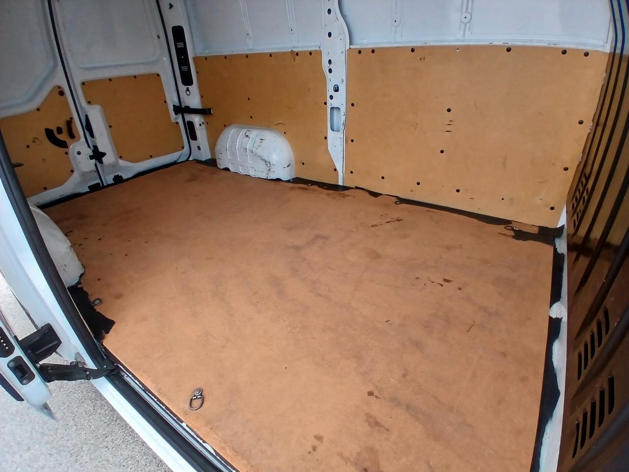 Nissan Interstar 2.3 DCI 135CV MEDIO 2023