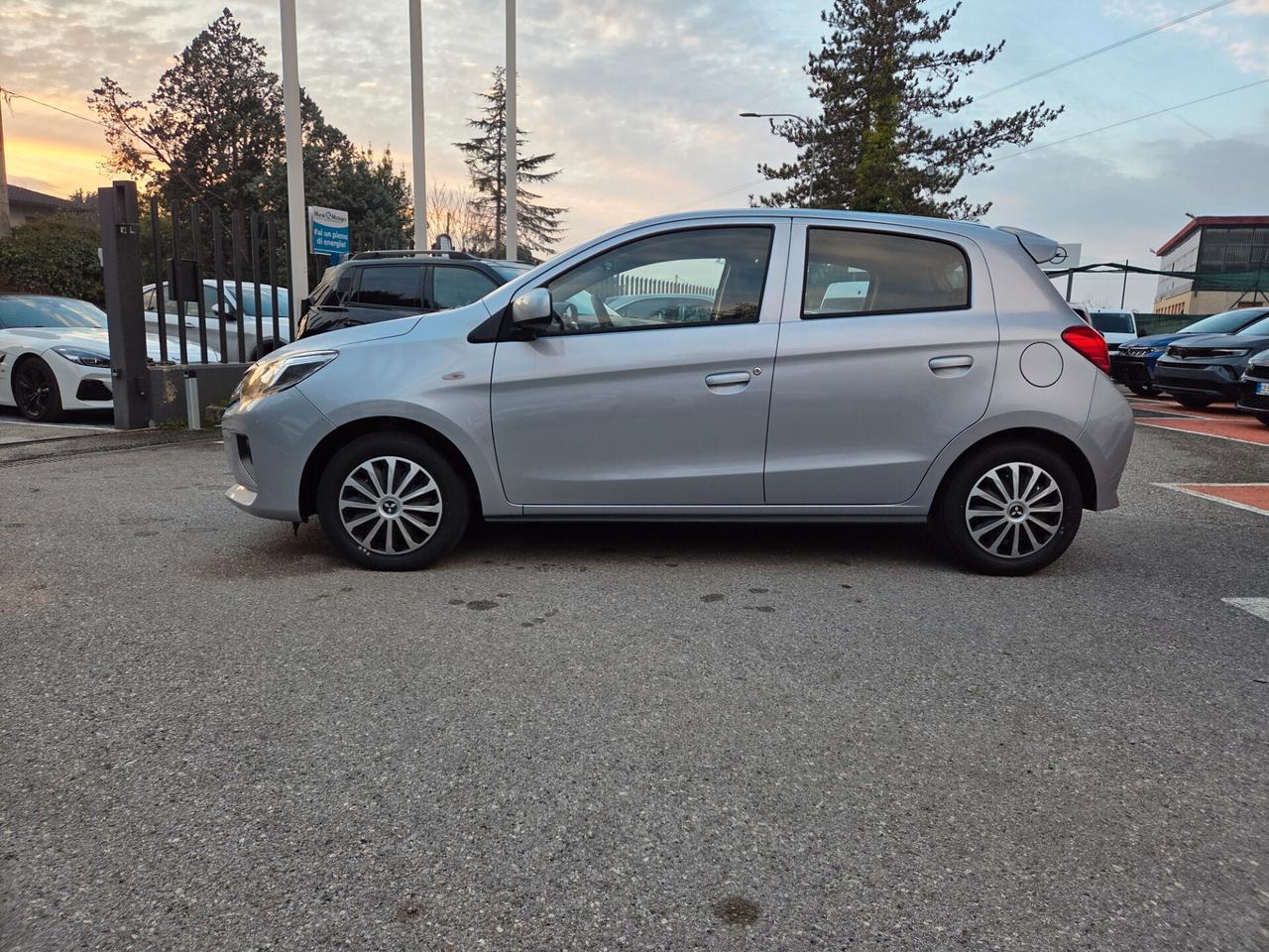 Mitsubishi Space Star 1.2 Invite SDA