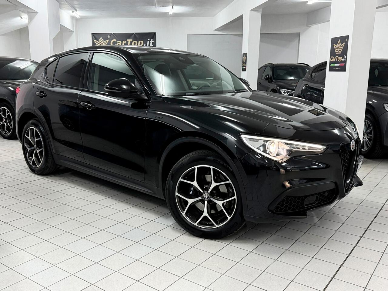 Alfa Romeo Stelvio 2.0 T 200 CV SPRINT CERCHI 19" AT8 Q4 TAGLIANDATA
