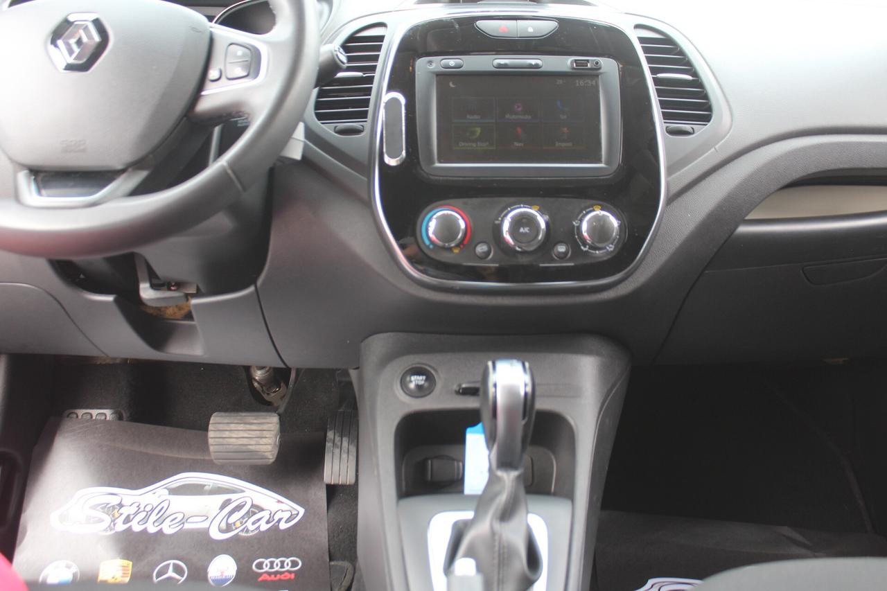 Renault Captur dCi 8V 90 CV EDC Sport Edition