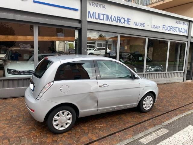 Lancia Ypsilon 1.2 Argento