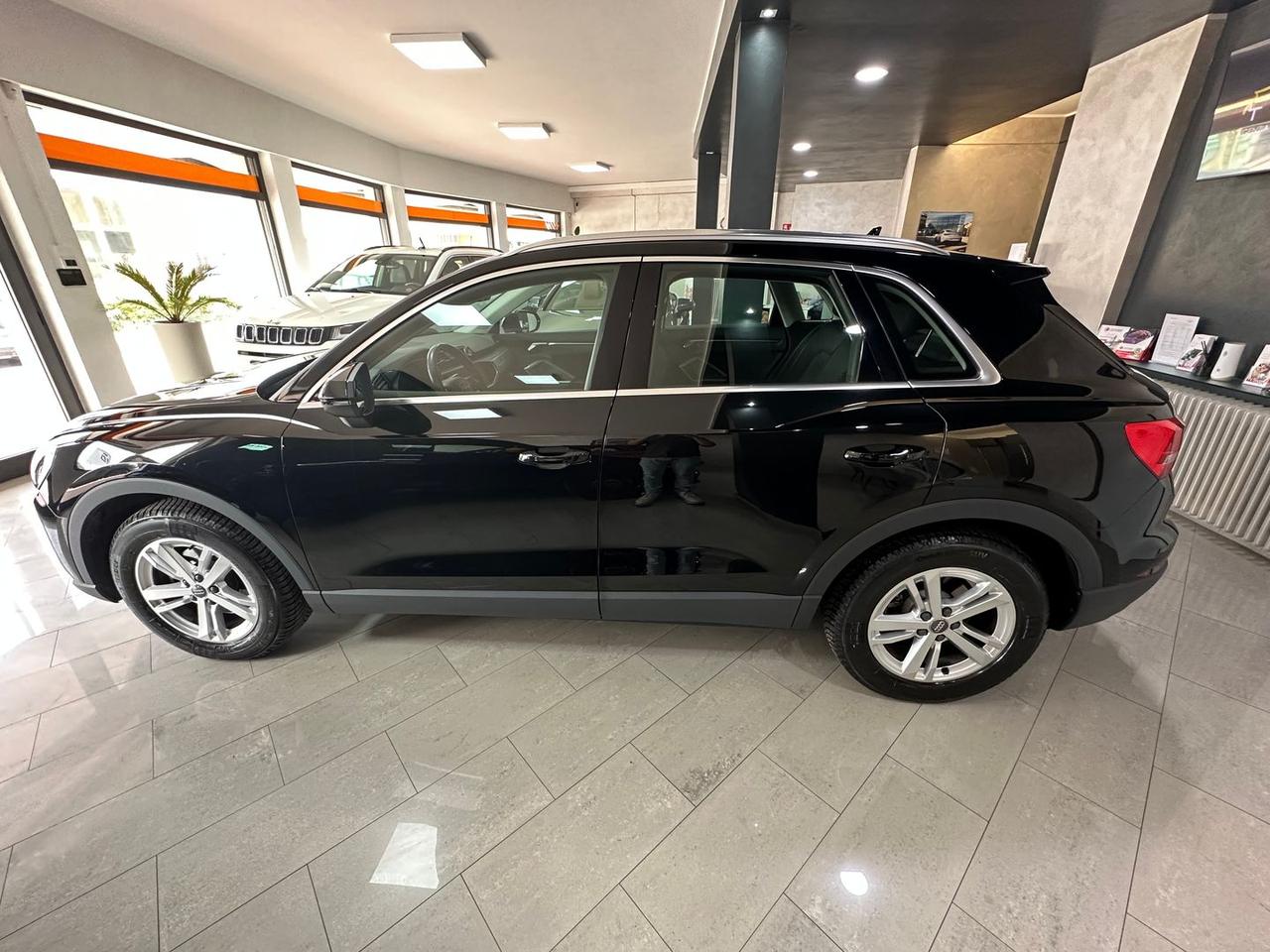 Audi Q3 Business Advanced 2.0 35 TDI #5788