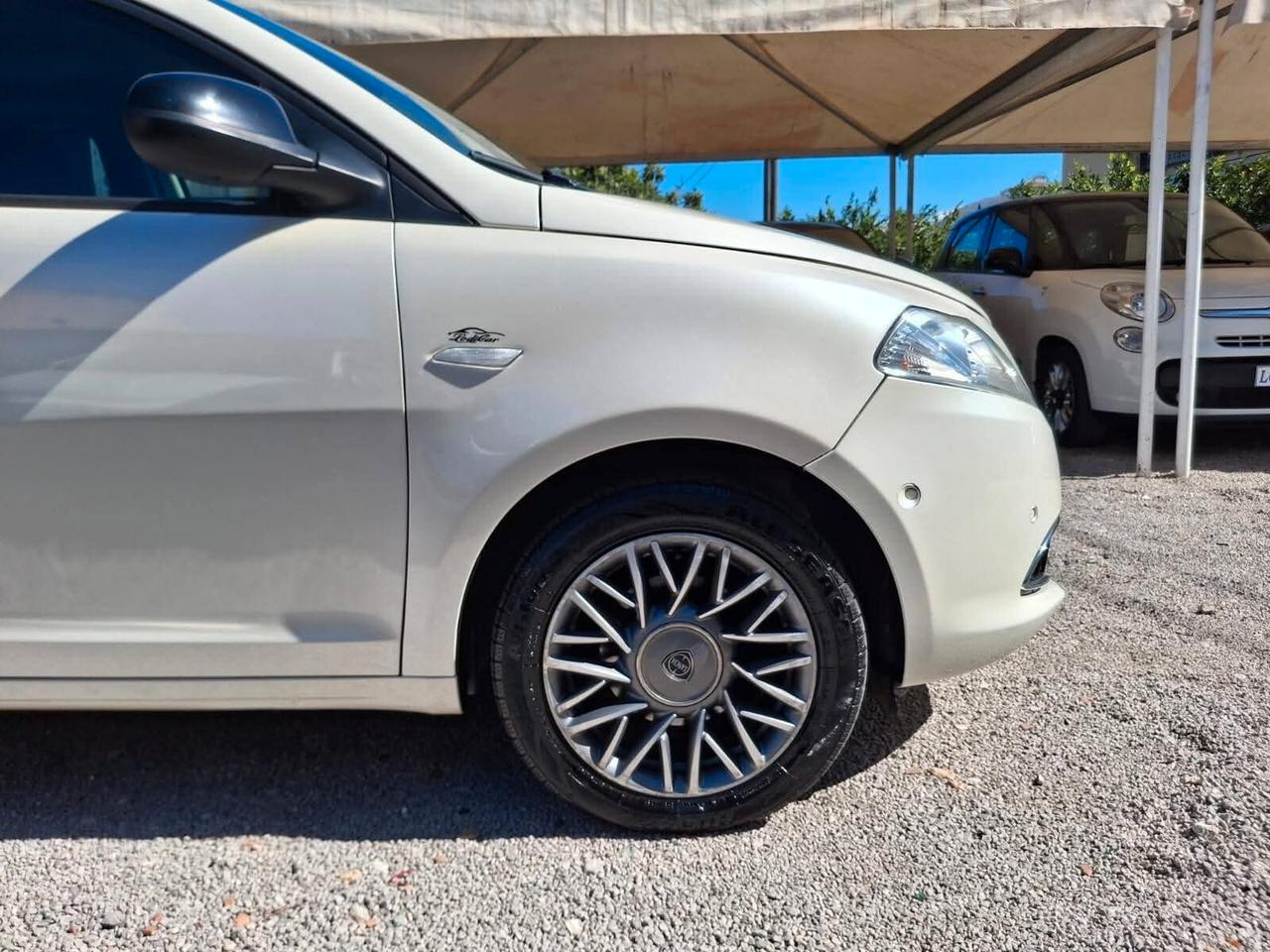 Lancia Ypsilon 1.3 MJT 16V 95 CV 5 porte S&S Gold