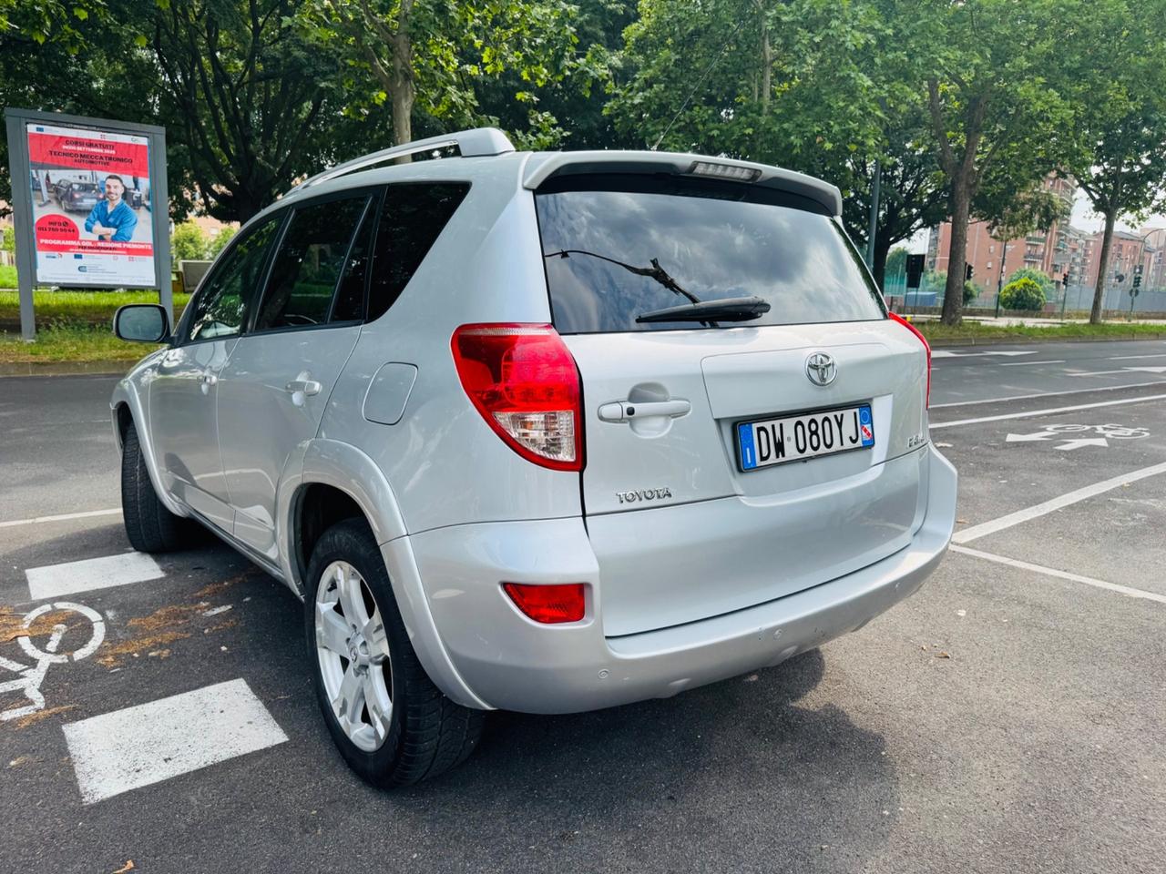 Toyota RAV 4 Crossover 2.2 D-Cat 177 CV Luxury