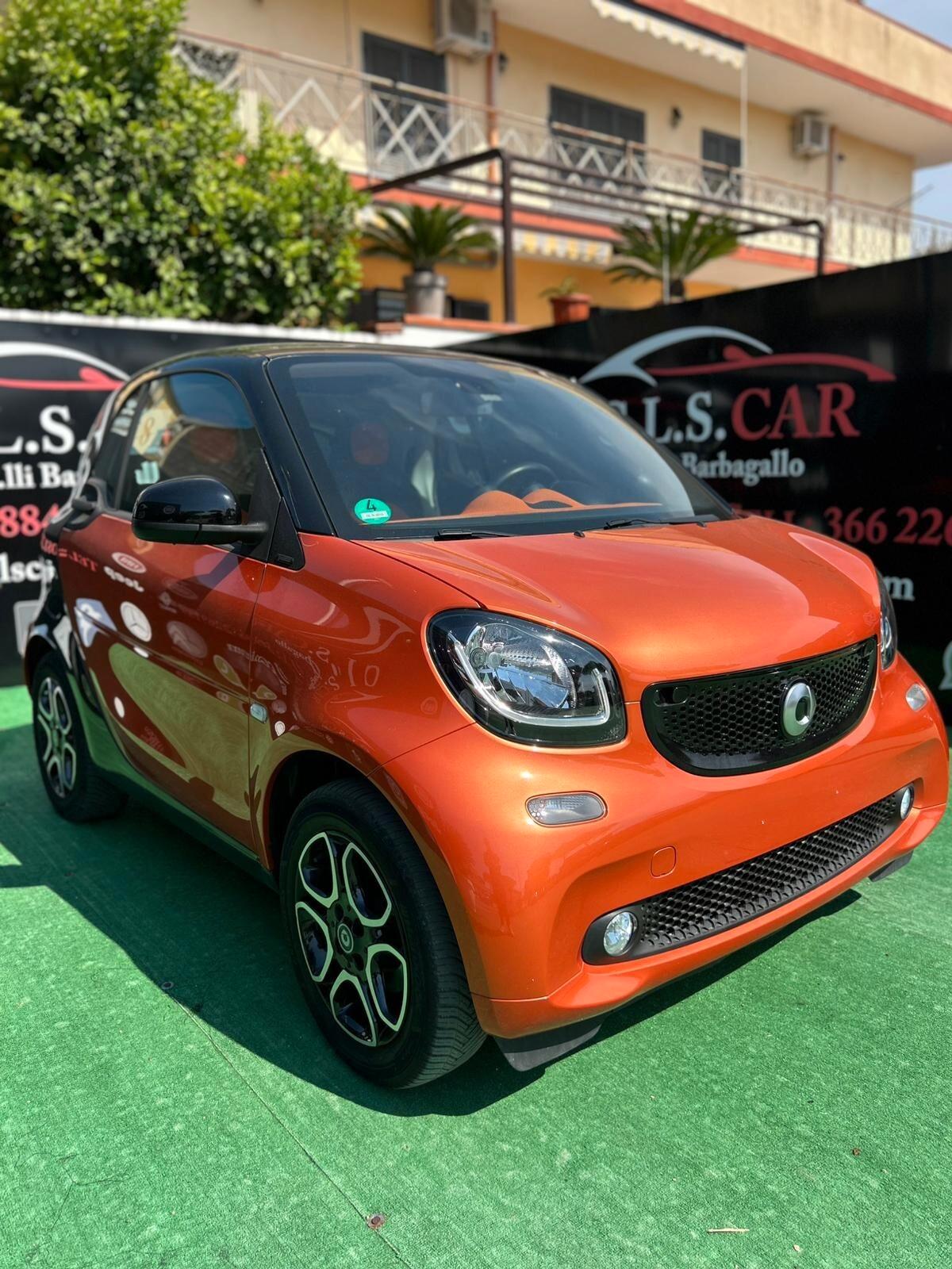 Smart ForTwo 1.0 benzina 71 CV Passion