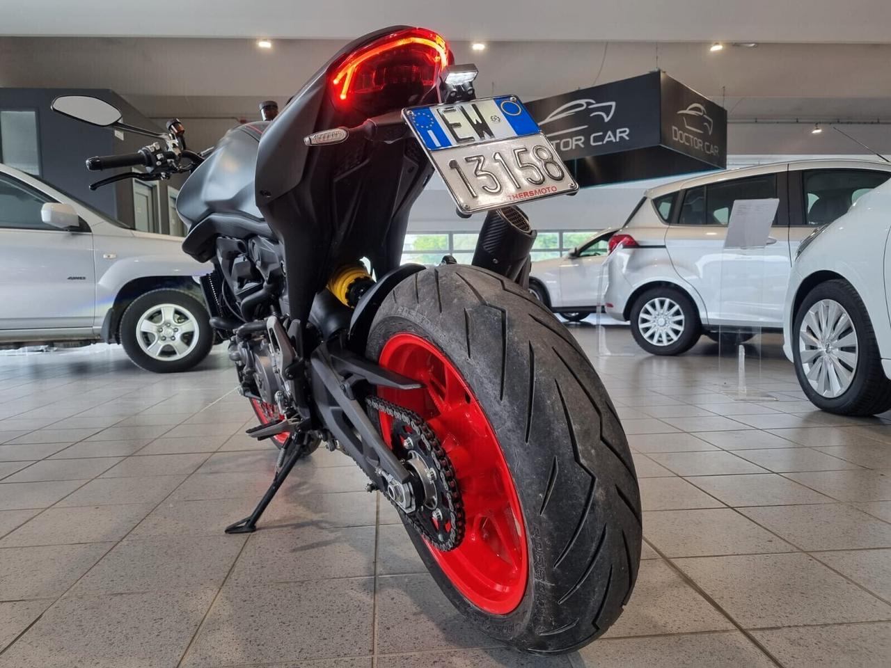 Ducati Monster 937 plus IVA ESPOSTA