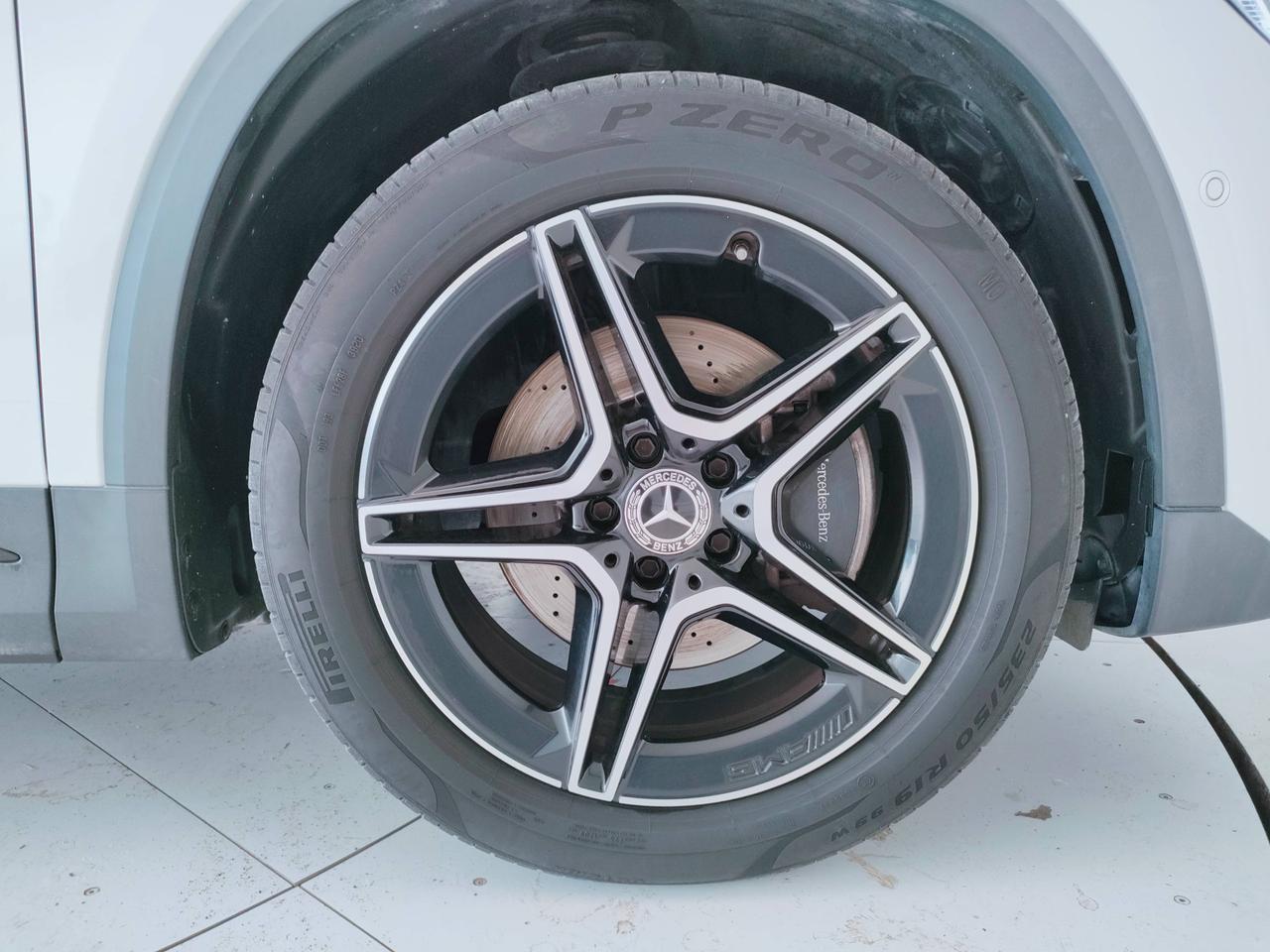 Mercedes-Benz GLA-H247 2020 - GLA 200 d Premium 4matic auto