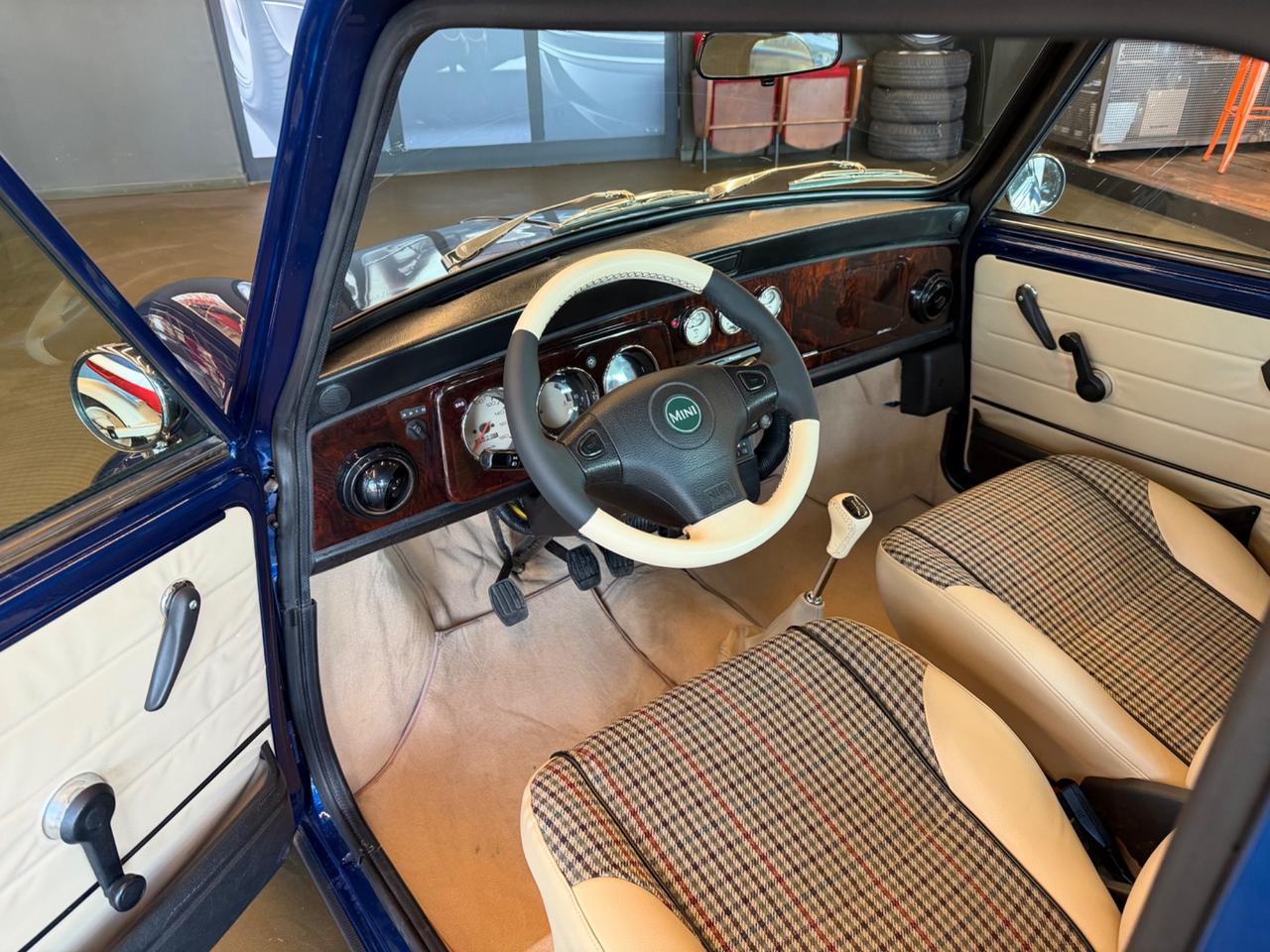 Mini 1.3 cat British Open