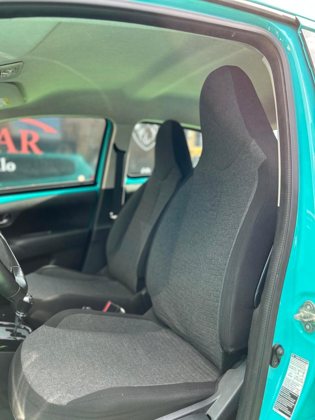 Citroen C1 1.0 benzina 68 ETG 5 porte Shine