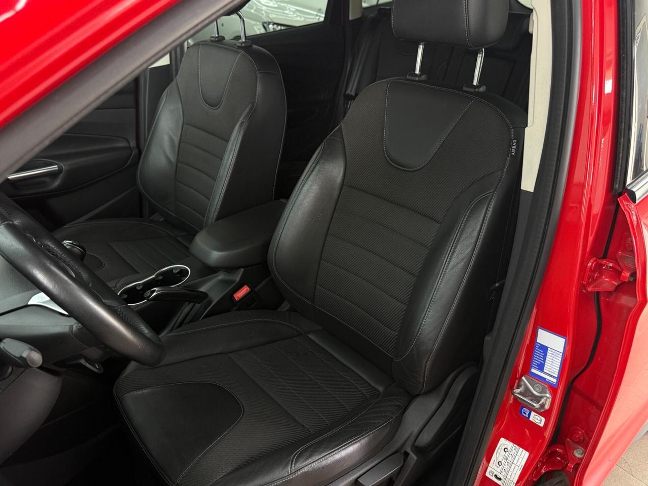 Ford Kuga 2.0 TDCI 120 CV S&S 2WD Titanium