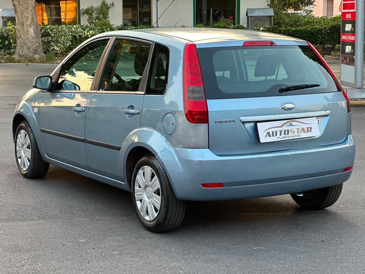 Ford Fiesta 1.4 16V 5p. Collection 2005