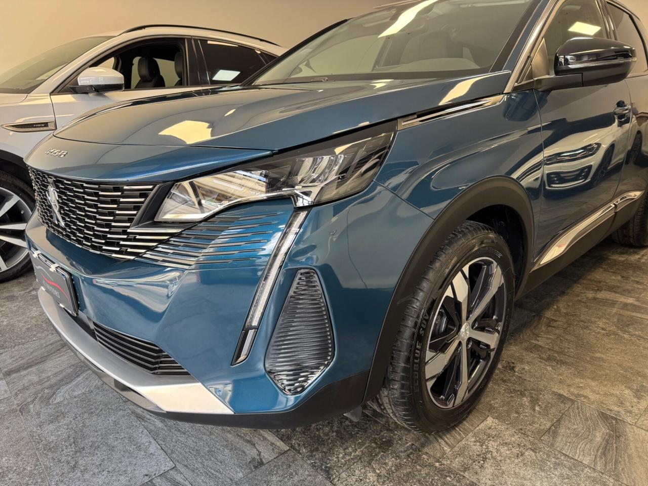 PEUGEOT 3008 1.5 131 ALLURE MY23