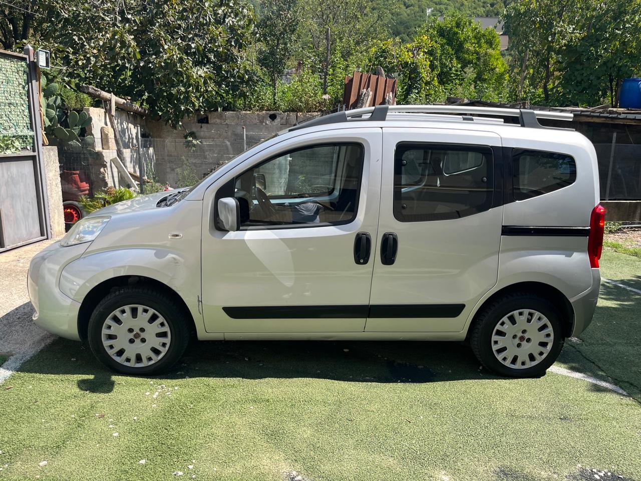 FIAT QUBO CON I POSTI A METANO FULL OPTIONAL