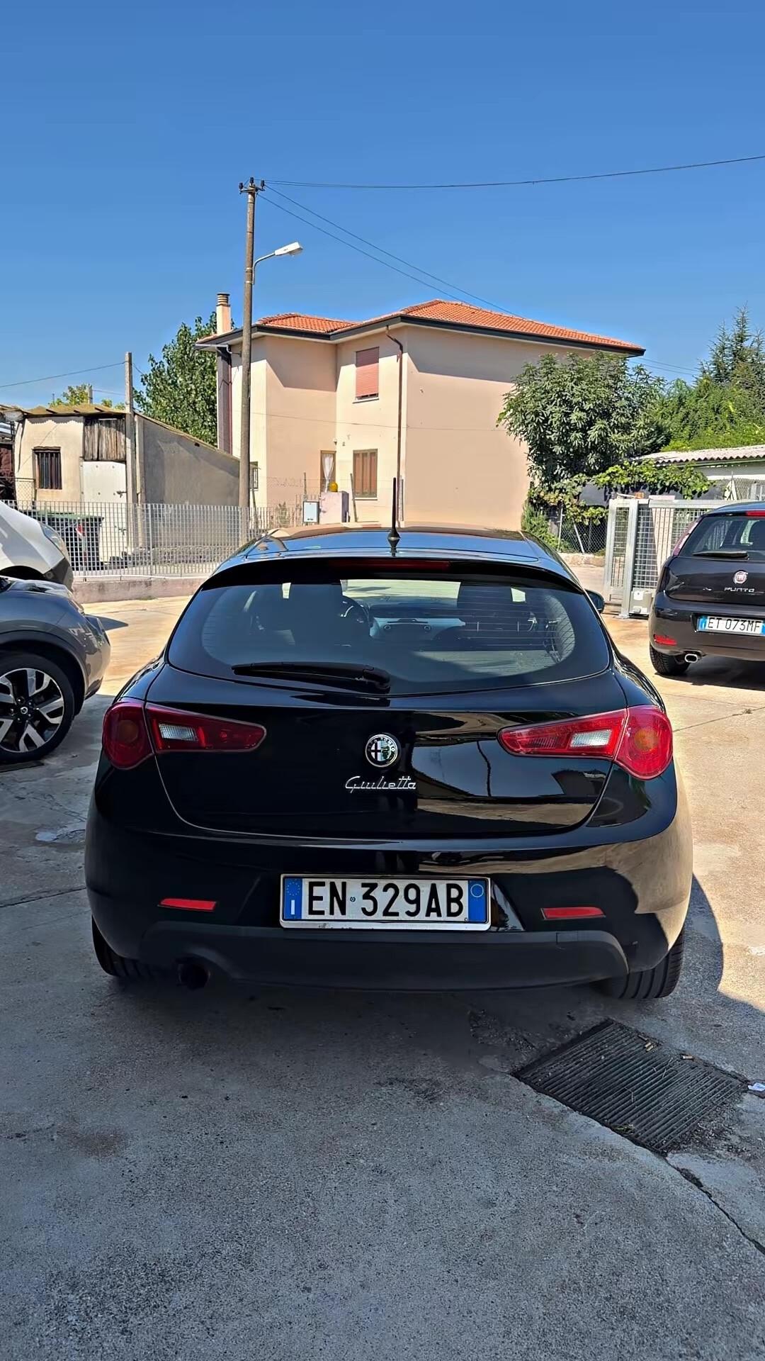 Alfa Romeo Giulietta 1.4 Turbo 105 CV