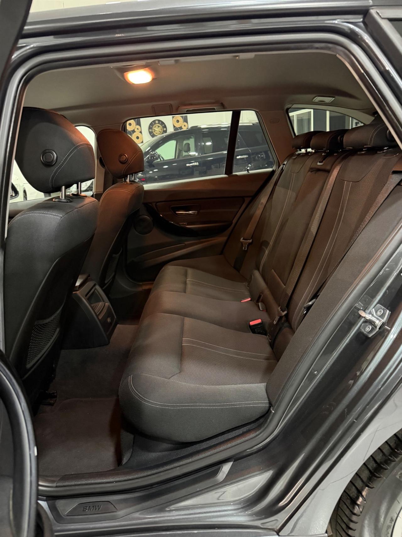 Bmw 318 318d Touring Luxury