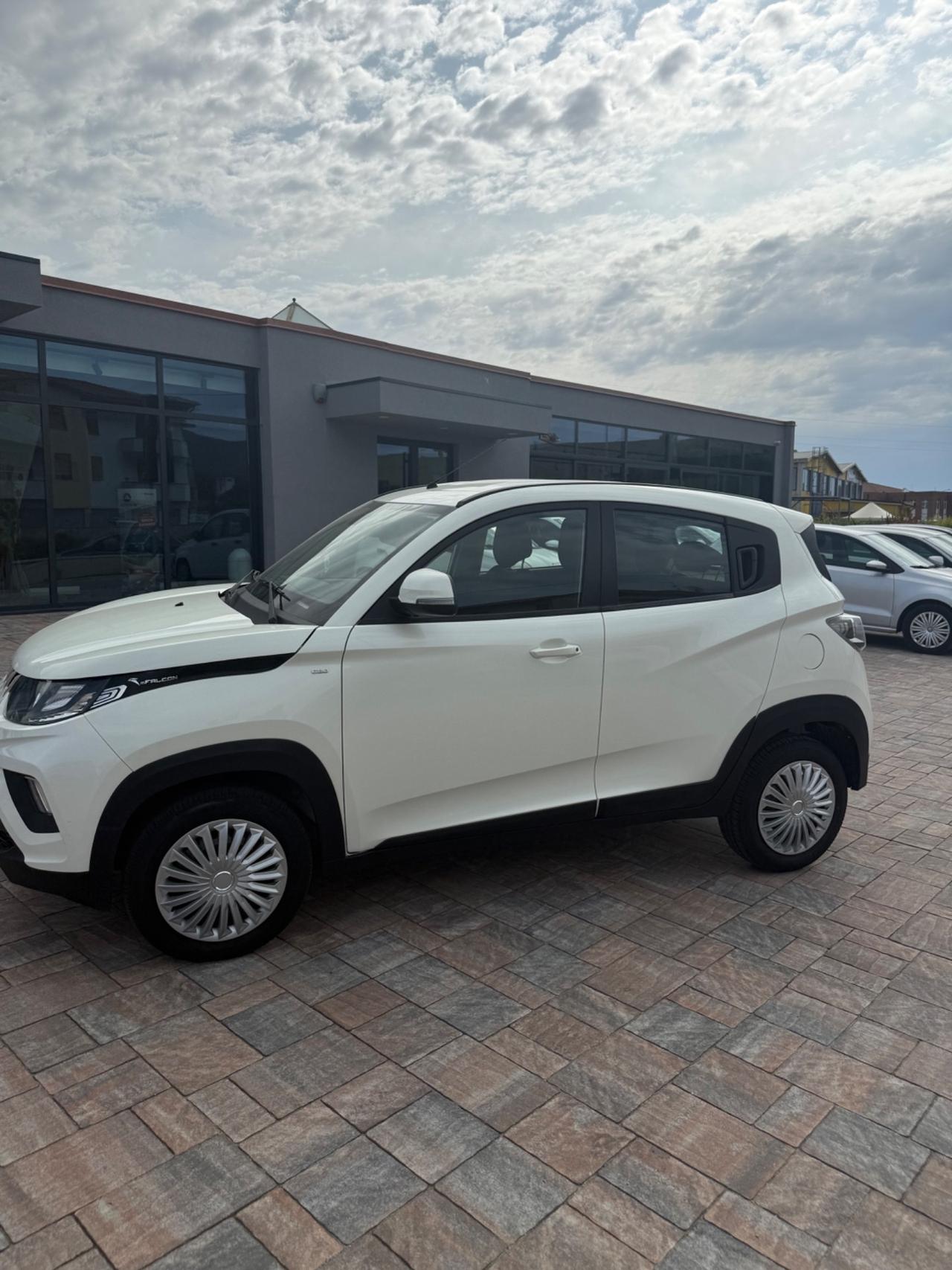 Mahindra KUV100 1.2