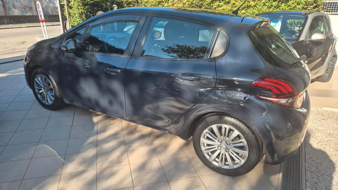 Peugeot 208 PureTech 82 5 porte Active