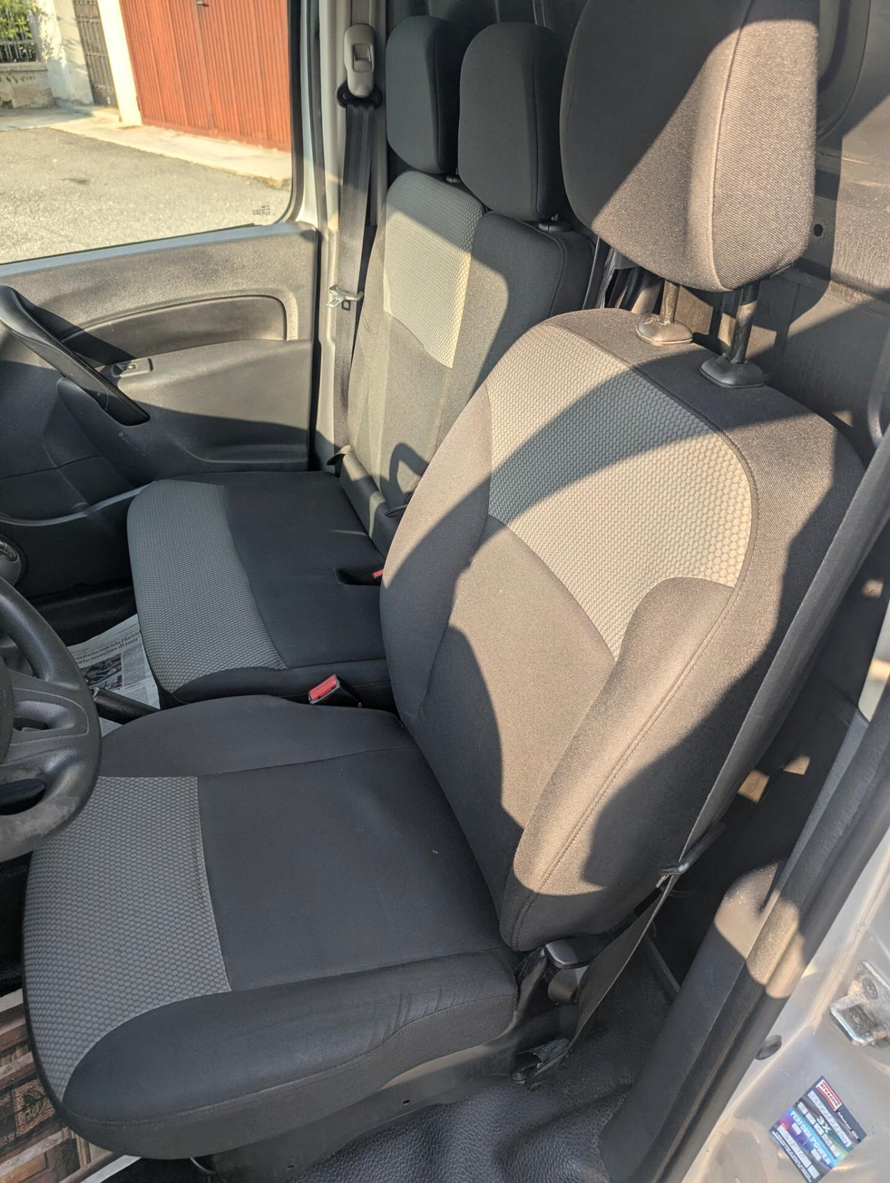 Renault Kangoo pronto all'uso