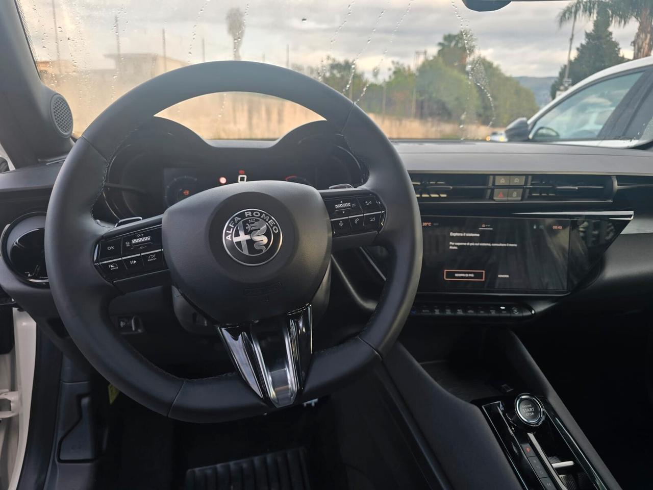 ALFA JUNIOR 1.2 136CV EDCT6 HYBRID SPECIALE