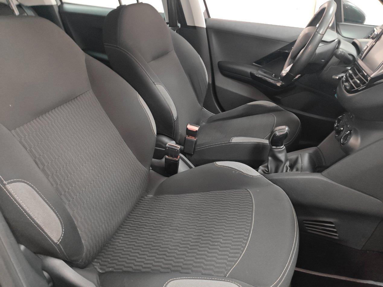Peugeot 208 5 Porte 208 5p 1.2 puretech Active 82cv