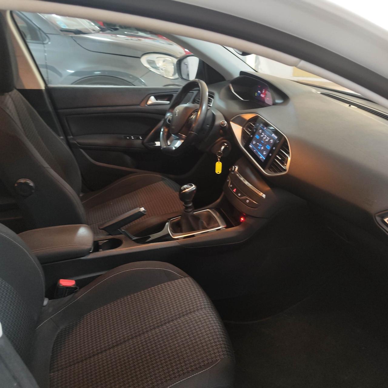 Peugeot 308 BlueHDi 100 S&S SW ACTIVE( 12 mesi di garanzia)