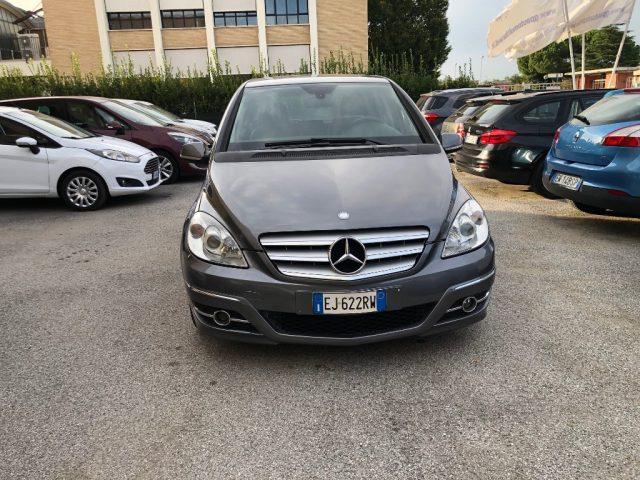 MERCEDES-BENZ B 180 CDI Executive