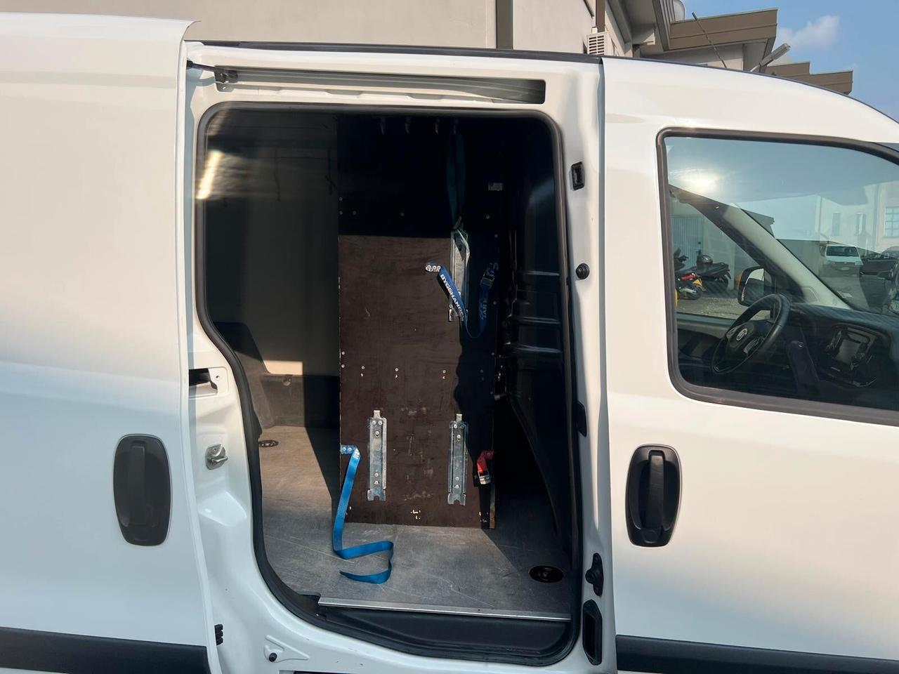 Fiat Doblo Doblò 1.6 MJT 105CV PL-TN Cargo Maxi 70000KM