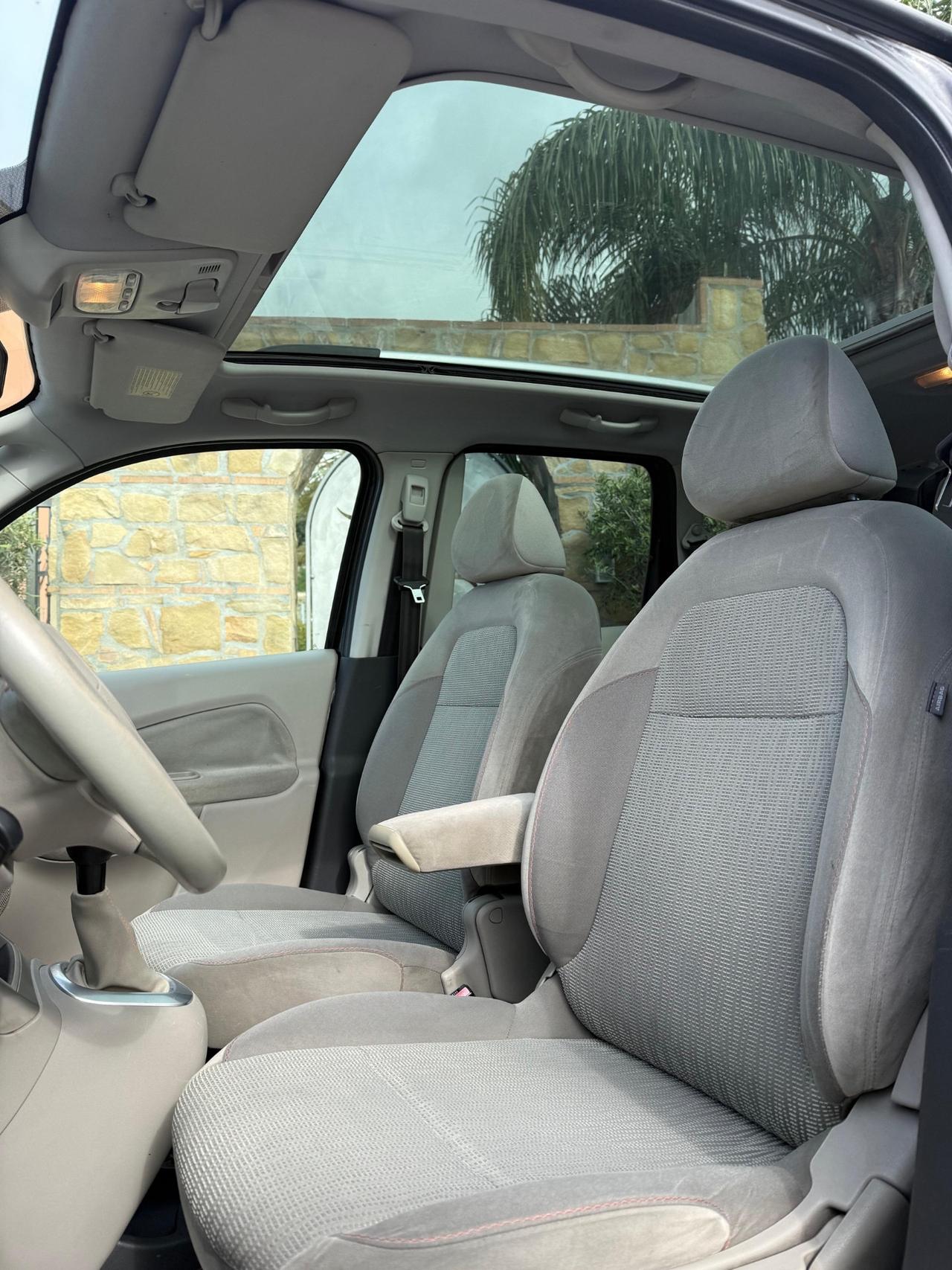 Citroen C3 Picasso 1.6 HDi 90 Exclusive Theatre