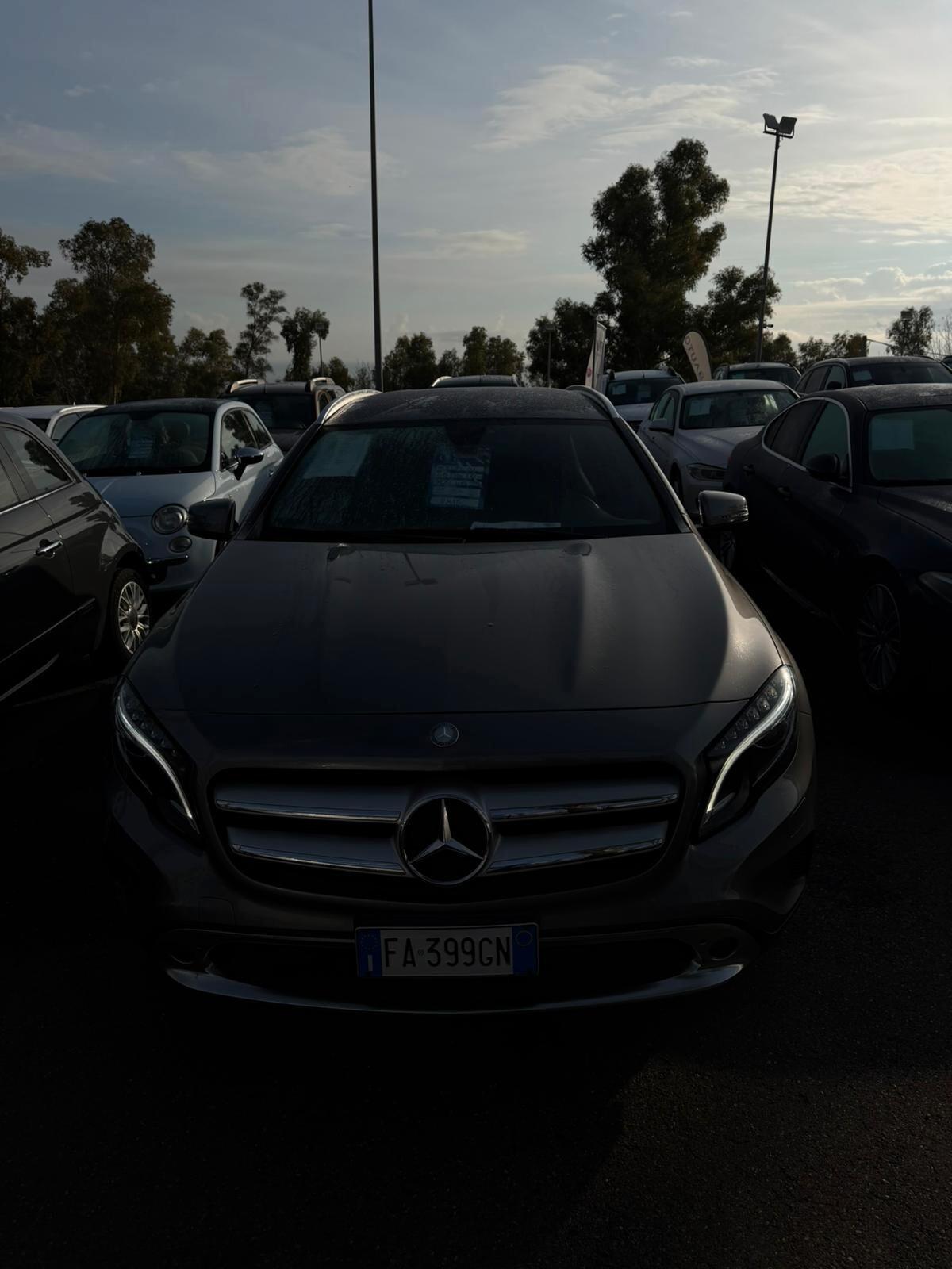 Mercedes-benz GLA 200 d Automatic 4Matic Premium