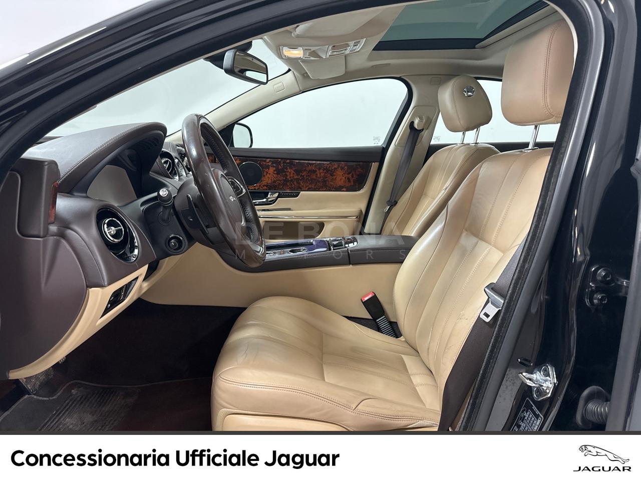 Jaguar XJ 3.0d v6 premium luxury auto