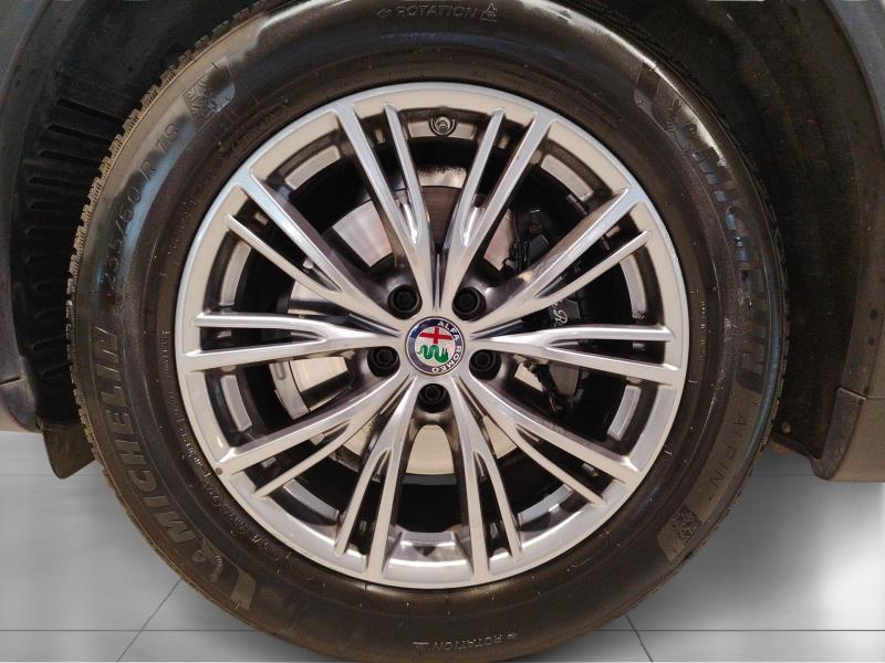 Alfa Romeo Stelvio 2.0 Turbo Executive Q4 Auto