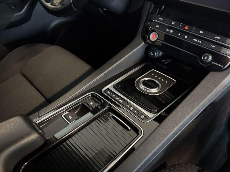 Jaguar F-Pace F-Pace 2.0 D 180 CV AWD aut. Prestige