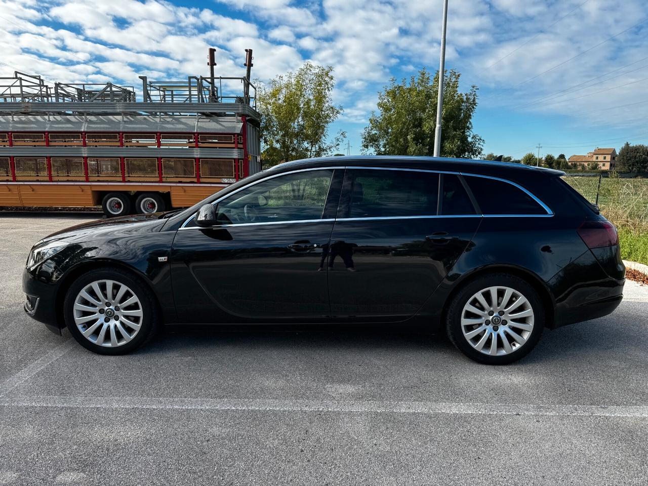 Opel Insignia 2.0 CDTI 163CV Start&Stop Sports Tourer Cosmo Business