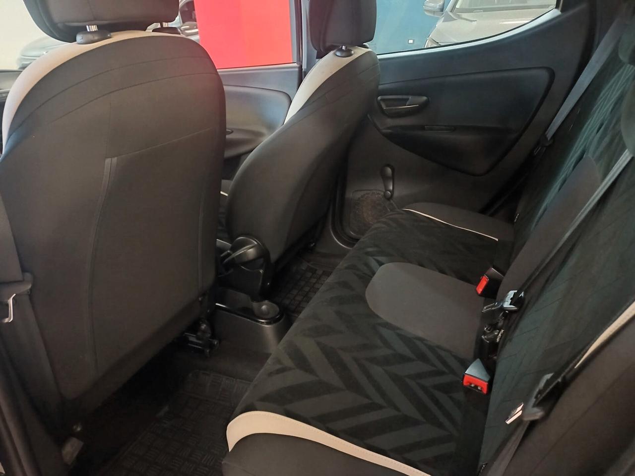 Lancia Ypsilon 1.3 MJT 16V 95 CV 5 porte S&S