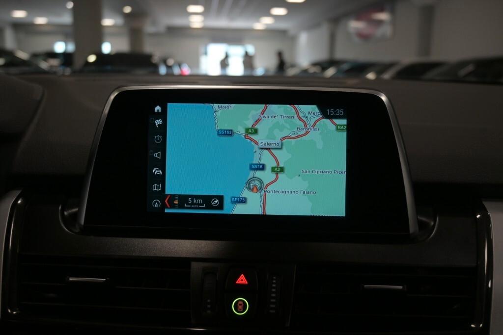 BMW 216D GRAN TOURER 116CV 6M. BUSINESS ADVANTAGE ( FARI LED - CRUISE - NAVI - CARPLAY - PARK ASSISTANT - TELECAMERA POST. )