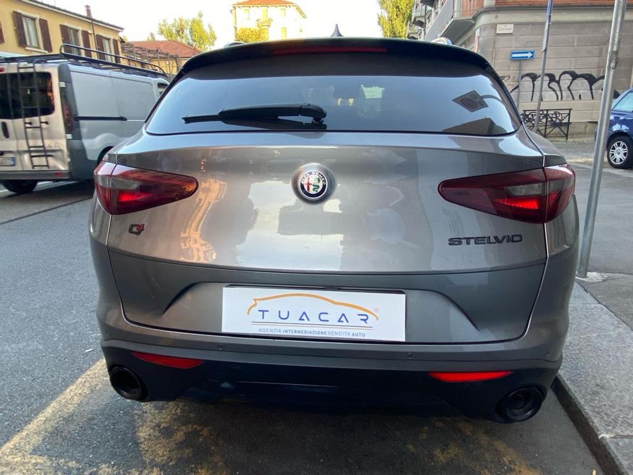 Alfa Romeo Stelvio B-Tech 2.2