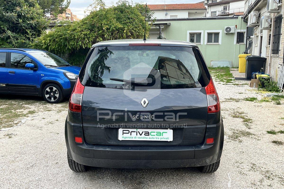 RENAULT Scénic 1.9 dCi/130CV
