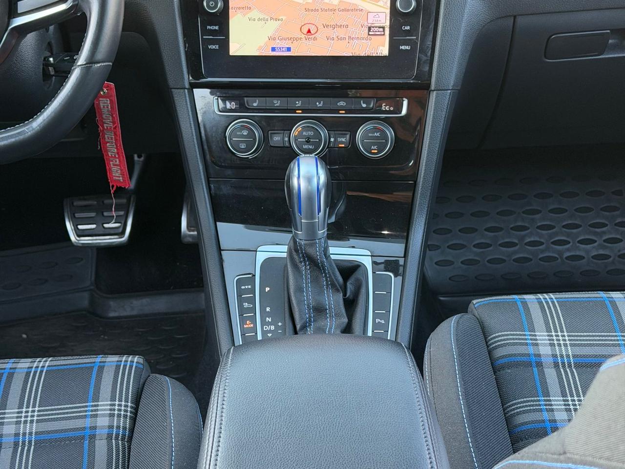 Volkswagen Golf 1.4 TSI GTE PHEV Executive #10313