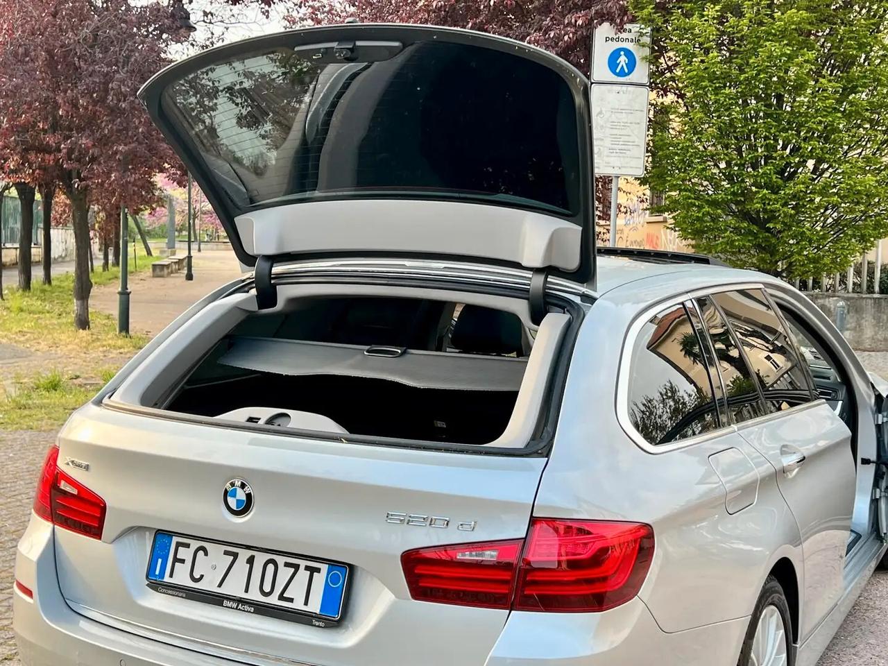 Bmw 520 520d xDrive Touring Luxury