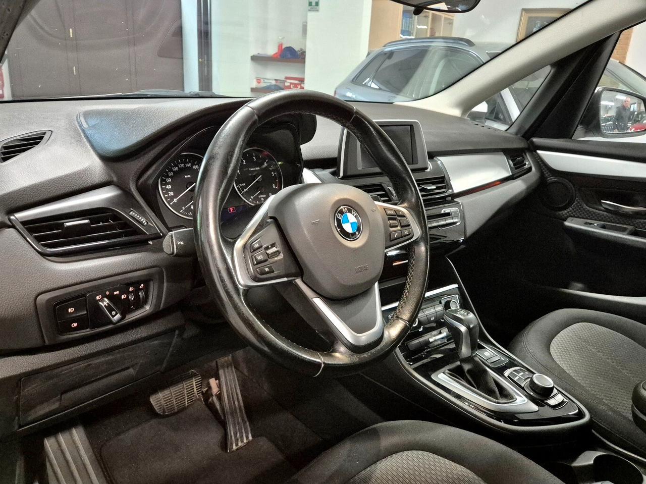 Bmw 2er Active Tourer 218d Active Tourer Advantage ** automatica **