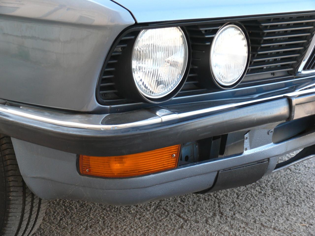 Bmw 520 520i -(M1345)