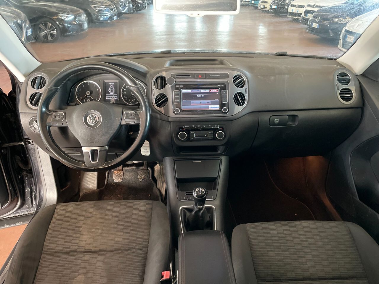 Volkswagen Tiguan 2011 photo 5