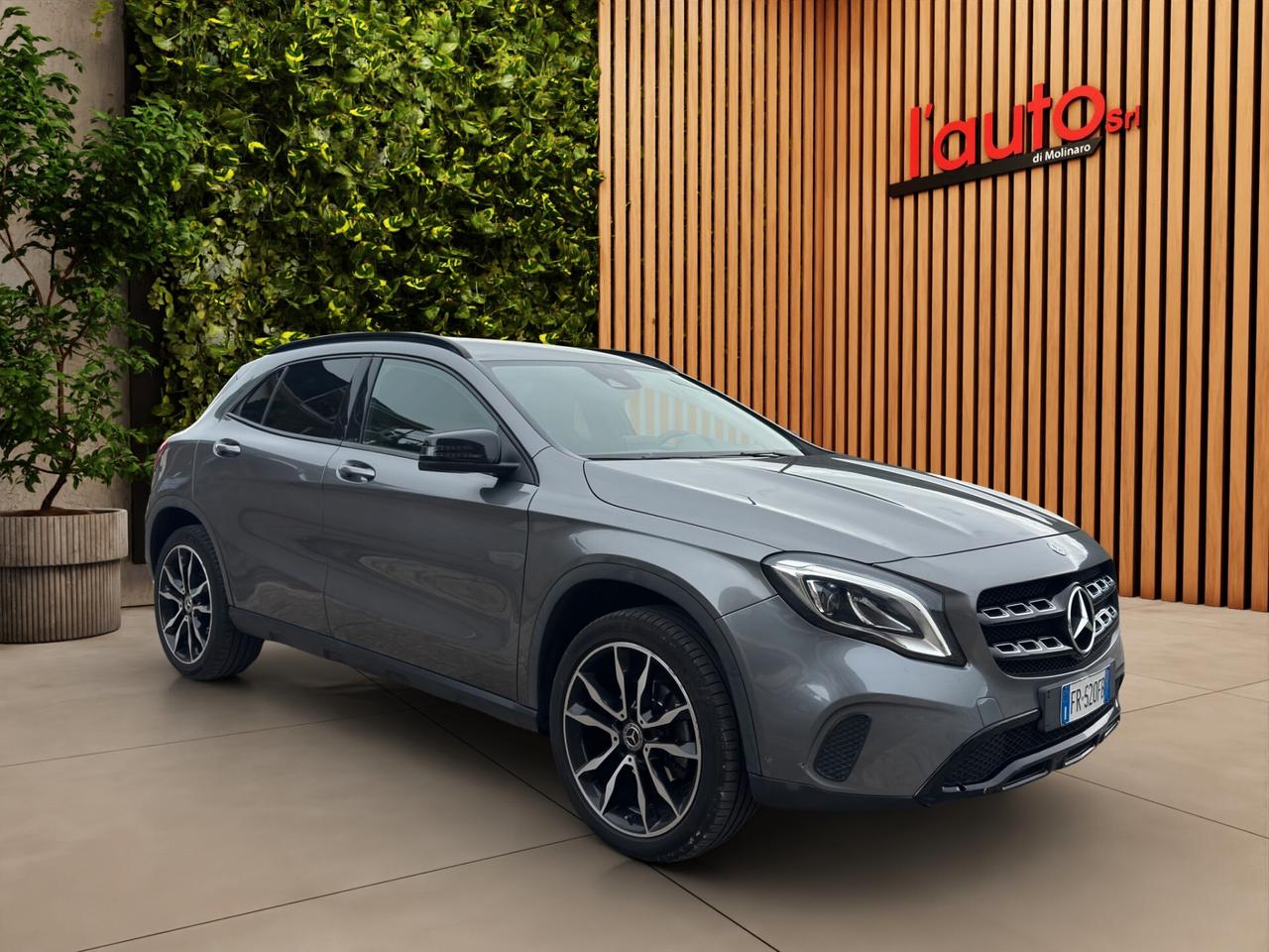 Mercedes-benz GLA 200 d Premium