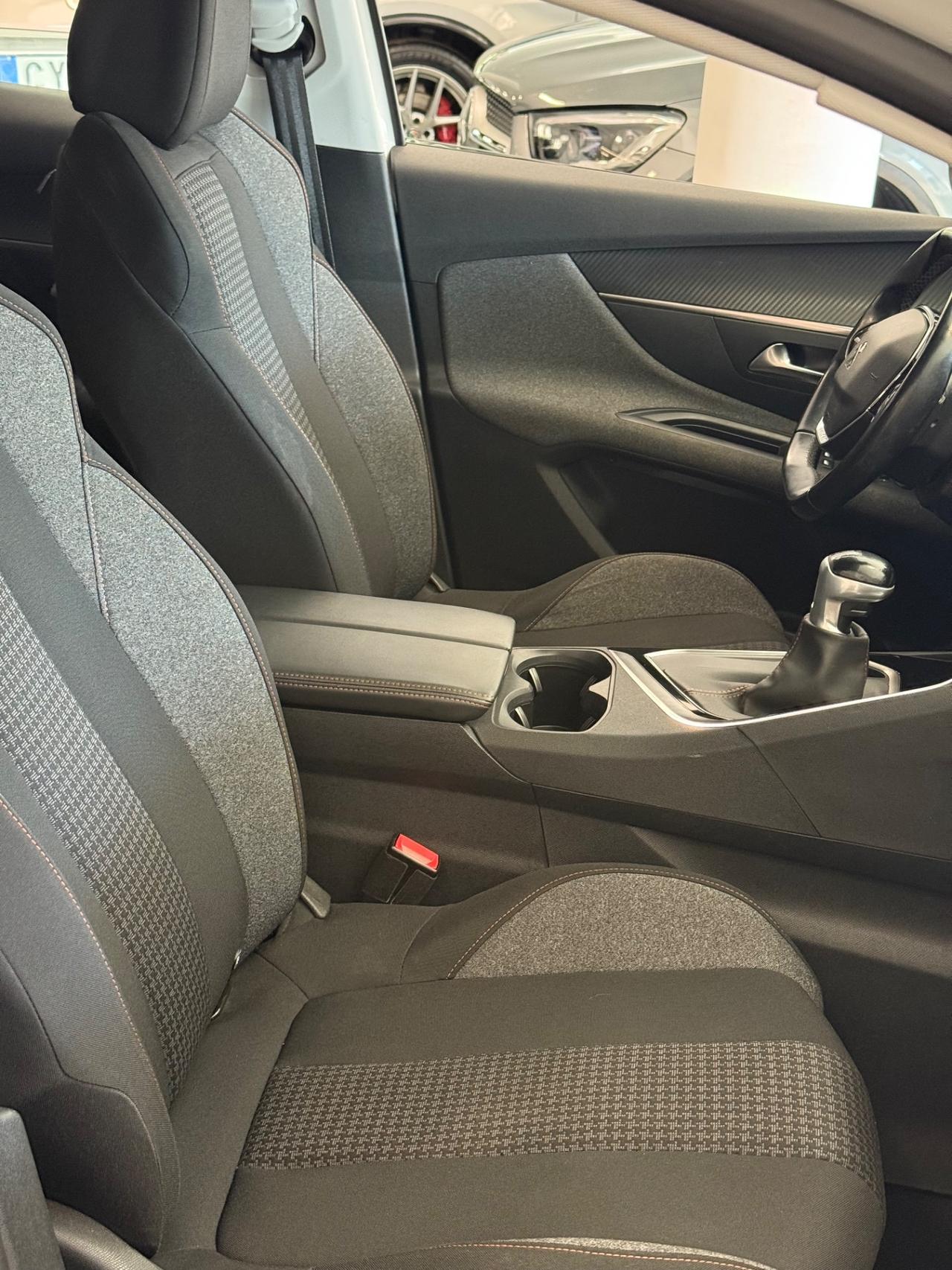 Peugeot 3008 BlueHDi 130 S&S Allure