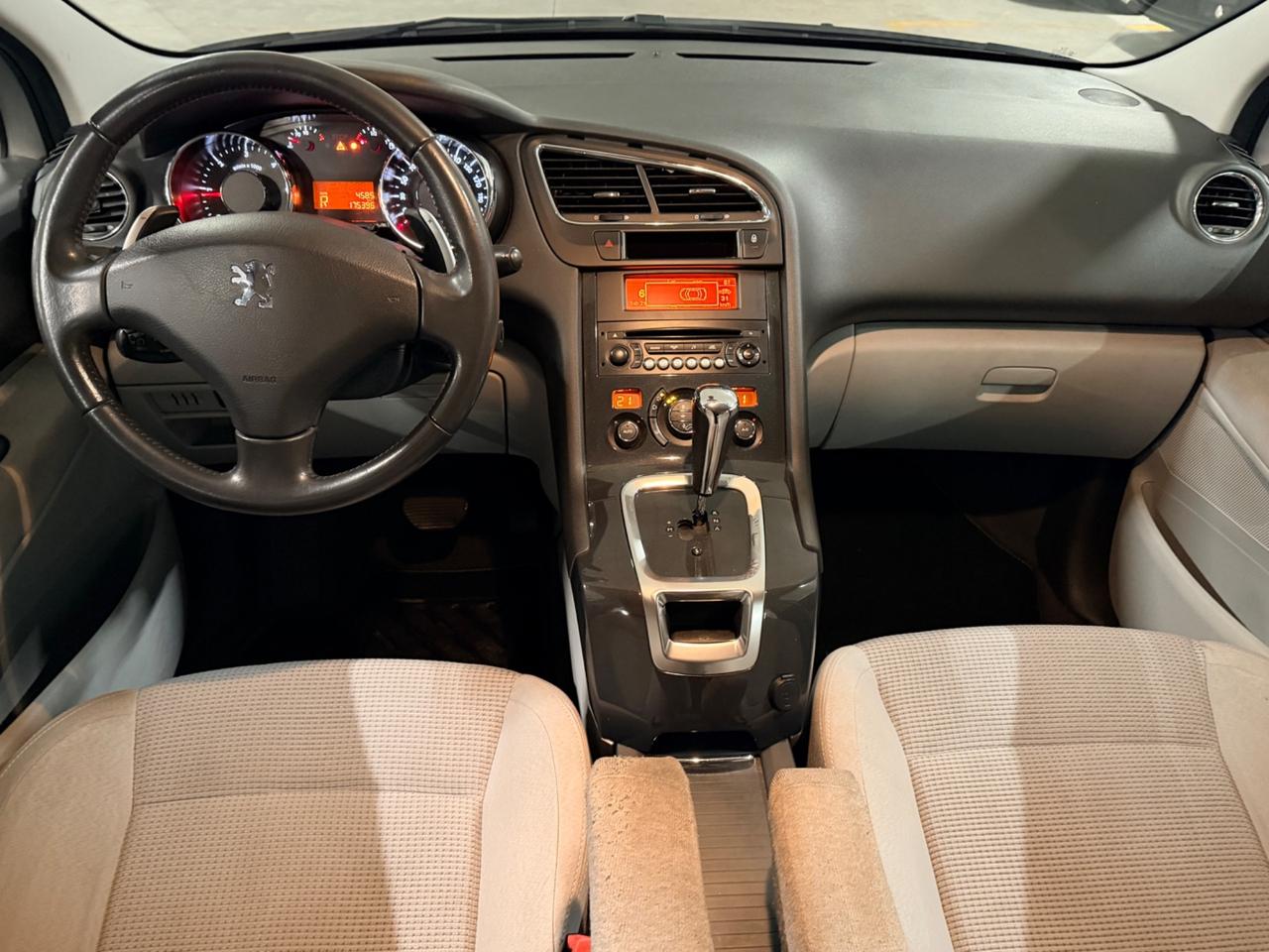 Peugeot 5008 1.6 e-HDi 112CV Stop&Start cambio robotizzato Active