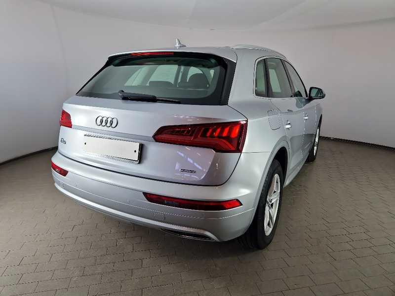 AUDI Q5 40 TDI MHEV Business Sport quattro S tronic